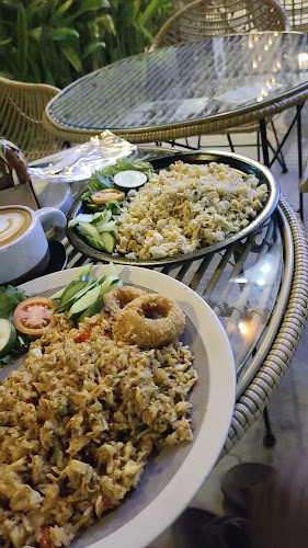 Opinii despre Toneeto's Kitchen&Coffee în Kota Kediri - Gastronomi dan perhotelan