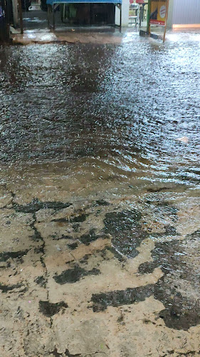 Andalas - Gastronomi dan perhotelan