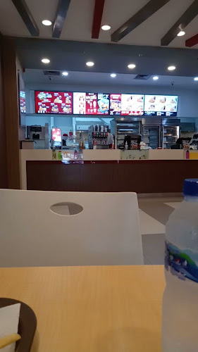 KFC - Diponegoro - Gastronomi dan perhotelan