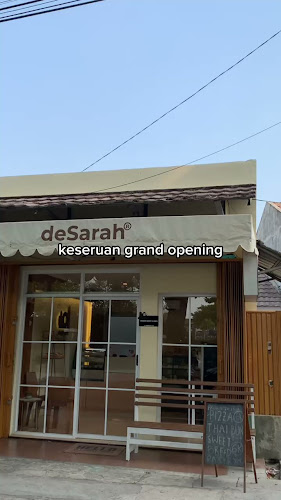 deSarah (Sarah Roti & Pizza)