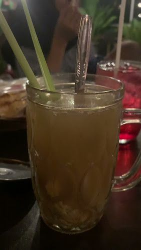 Daharan Njeron mbeteng - Gastronomi dan perhotelan