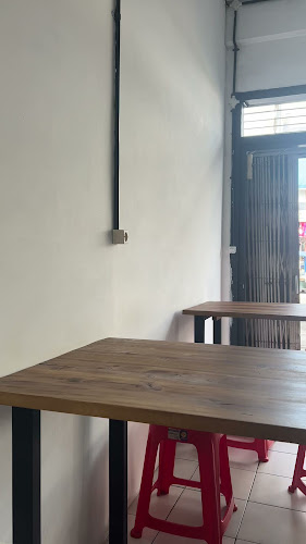 Comentarii opinii despre Emang Babi Street Food