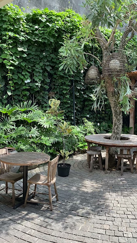 Comentarii opinii despre Grain Alley