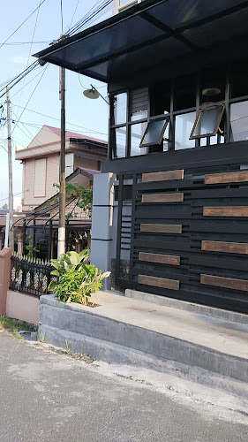 Opinii despre Koi Cafe în Kota Pematang Siantar - Gastronomi dan perhotelan