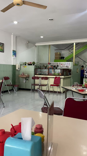 Gaya Tunggal - Gastronomi dan perhotelan