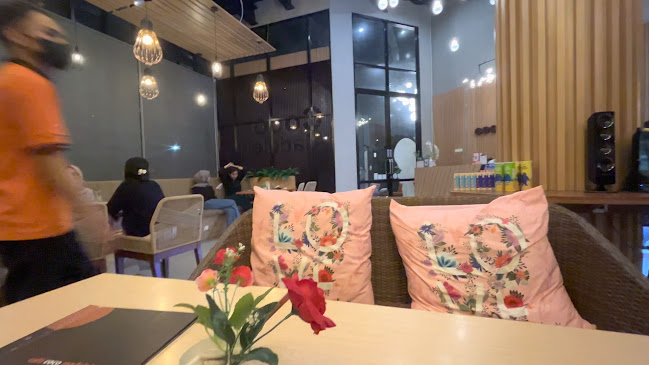 Cafe Coco Madeleine - Kota Semarang