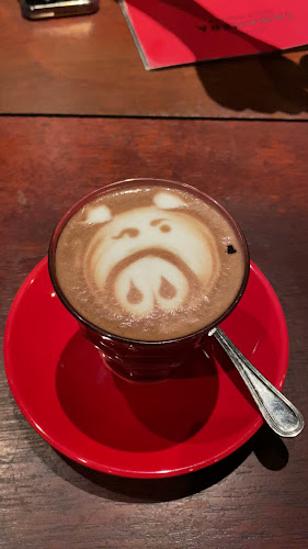 Opinii despre Tanamera Coffee Graha Famili în Surabaya - Gastronomi dan perhotelan