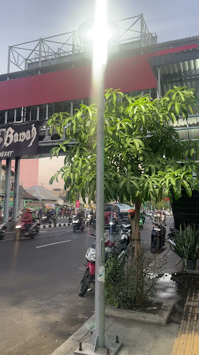 Jl. Wonokromo No.22, Wonokromo, Kec. Wonokromo, Surabaya, Jawa Timur 60243