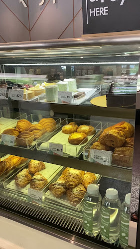 Jl. Cisangkuy No.58, Citarum, Kec. Bandung Wetan, Kota Bandung, Jawa Barat 40115