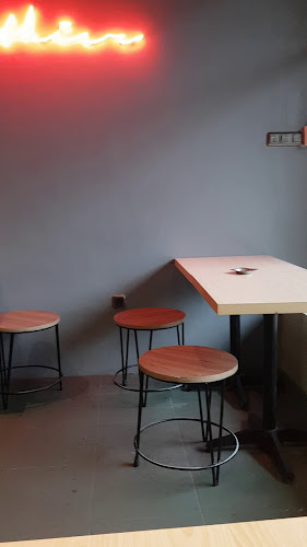 Comentarii opinii despre Luthier Coffee