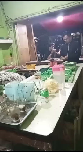 Opinii despre Warung Soto PAKDE JUM în Kota Bandar Lampung - Gastronomi dan perhotelan