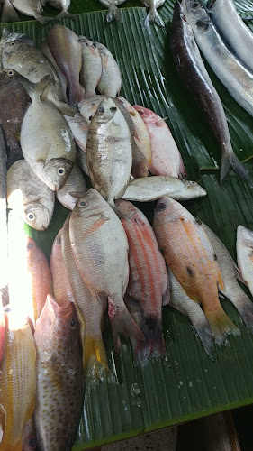 pasar gandong wayame