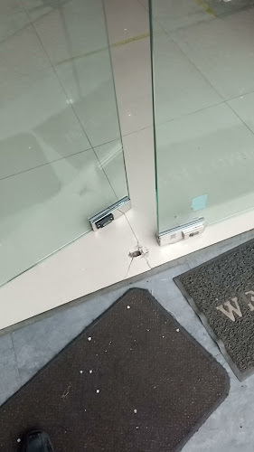 Jl. Ronggowarsito No.145, Timuran, Kec. Banjarsari, Kota Surakarta, Jawa Tengah 57131