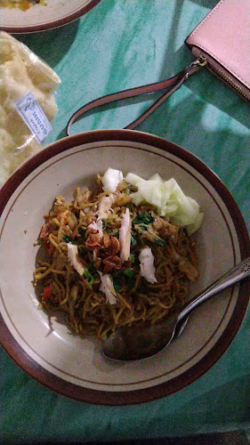 Opinii despre Nasi Goreng Dan Bakmi Jowo Pak Setu în Kota Semarang - Gastronomi dan perhotelan
