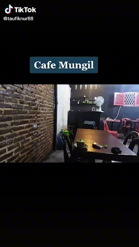 Opinii despre Cafe Mungil în Kota Medan - Gastronomi dan perhotelan