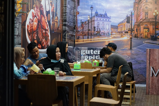 Mix 3D Cafe - Gastronomi dan perhotelan