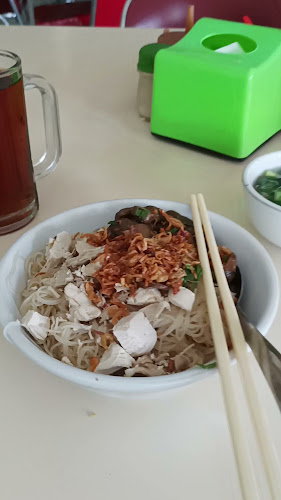 Opinii despre Gaya Tunggal în Kota Bogor - Gastronomi dan perhotelan