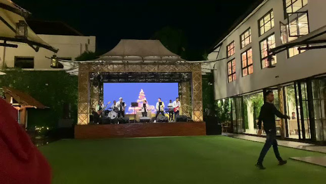 Borsumy Heritage - Gastronomi dan perhotelan