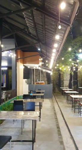 Opinii despre Pondok Cafe & Resto în Kota Pontianak - Gastronomi dan perhotelan