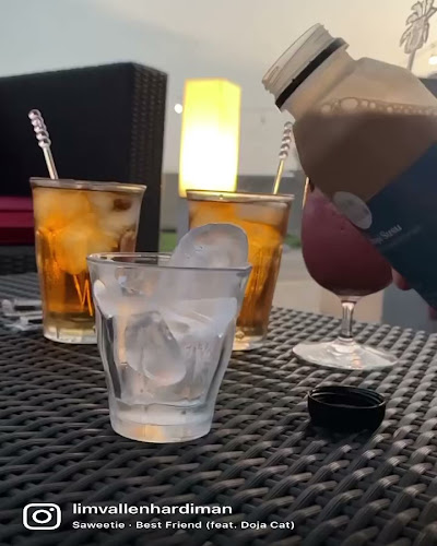 Opinii despre Arah Awan Coffee & Bar în Kota Semarang - Gastronomi dan perhotelan