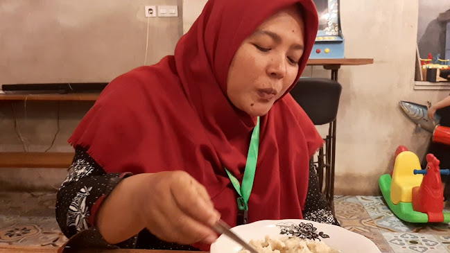 Opinii despre PEMPEK NONY 168 Arivai în Kota Palembang - Gastronomi dan perhotelan