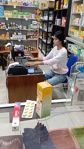 Opinii despre Dot Coffee în Kota Denpasar - Gastronomi dan perhotelan