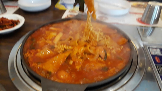 Opinii despre DaeBak Korean BBQ Restaurant în Kota Medan - Gastronomi dan perhotelan