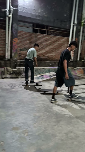 Trust Me Coffee - Gastronomi dan perhotelan