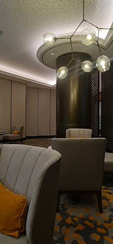 Opinii despre La Patisserie în Surabaya - Gastronomi dan perhotelan