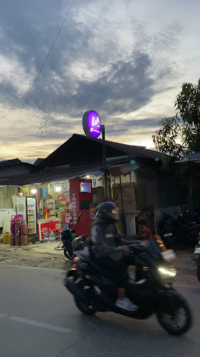 Opinii despre Queen Seblak & Coffe Samarinda în Kota Samarinda - Gastronomi dan perhotelan