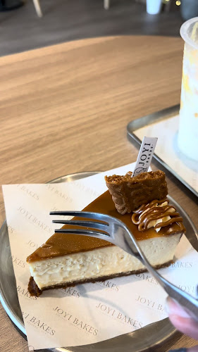 Opinii despre Joyi Bakes Cafe - Tiramisu Bingsoo Tea Dessert în Kota Batam - Gastronomi dan perhotelan