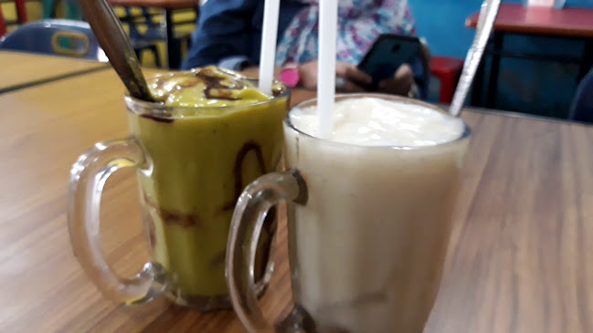 Opinii despre Rujak Aceh Garuda în Kota Banda Aceh - Gastronomi dan perhotelan