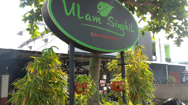 Opinii despre Ulam Singkil în Kota Pontianak - Gastronomi dan perhotelan