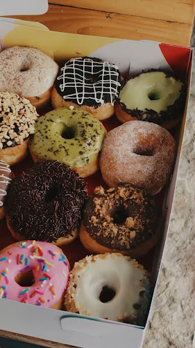 Opinii despre Brainssuck Coffee & Donuts în Kota Magelang - Gastronomi dan perhotelan