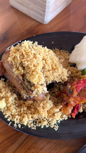 Opinii despre Kampung Kecil Cirebon în Kota Cirebon - Gastronomi dan perhotelan