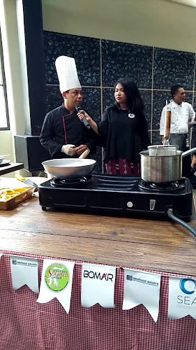 Jl. Nikel Raya, Balla Parang, Kec. Rappocini, Kota Makassar, Sulawesi Selatan 90231