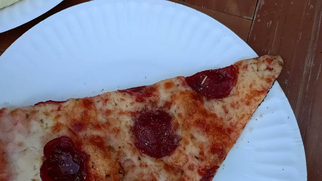 Opinii despre Liberty Slice Pizza în Kota Balikpapan - Gastronomi dan perhotelan