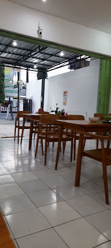 Comentarii opinii despre Warung Susu Mak Tam