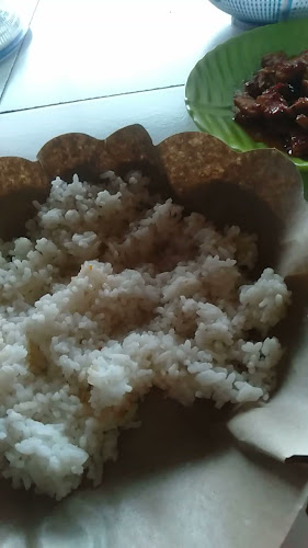 Opinii despre Warung Darma Seafood în Kota Denpasar - Gastronomi dan perhotelan