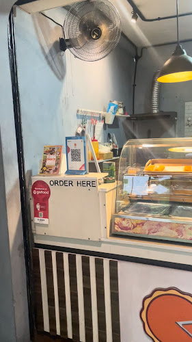 Opinii despre 4:12 Snack Time în Kota Tangerang Selatan - Gastronomi dan perhotelan