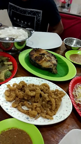 Jl. Ir. H. Alala No.76, Tipulu, Kec. Kendari Bar., Kota Kendari, Sulawesi Tenggara