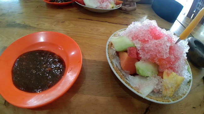 Opinii despre Rujak Aceh Garuda în Kota Banda Aceh - Gastronomi dan perhotelan