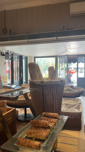 Sam's Pattiserie, Boulangerie, and Desserts - Kota Medan