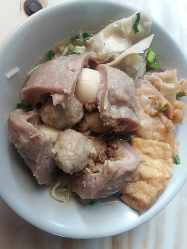 Bu Ayu Bakso - Gastronomi dan perhotelan