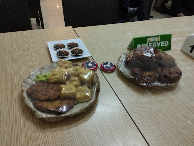 Opinii despre Depot Bu Rudy Anjasmoro Surabaya în Surabaya - Gastronomi dan perhotelan