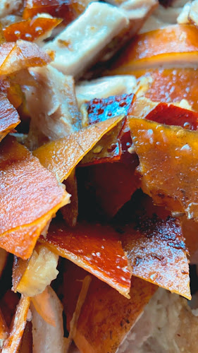 Comentarii opinii despre Warung Nasi Babi Guling Men Repot