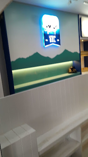 Bolu Susu Lembang Dago - Oleh oleh khas Bandung