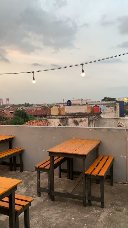 Angkringan Laperpoll plg