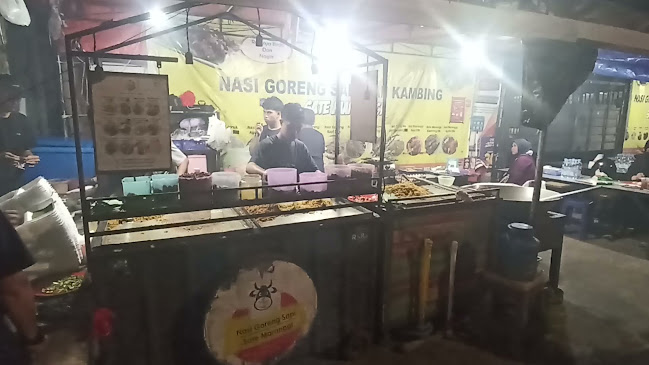 Nasi Goreng Sapi dan Kambing Sate Maranggi