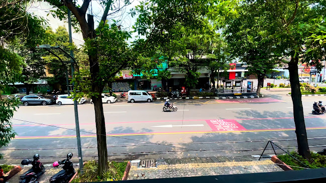 Opinii despre KAVELOKKA în Kota Surakarta - Gastronomi dan perhotelan